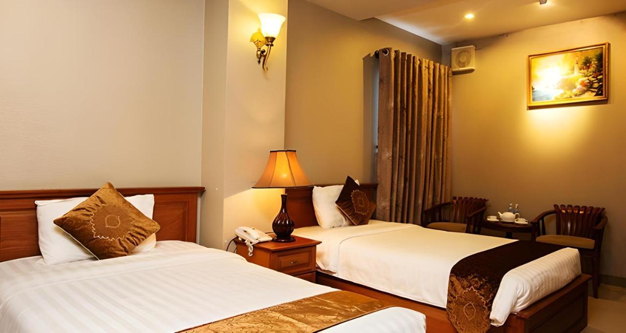 White Lion Hotel Ho Chi Minh City Exterior photo