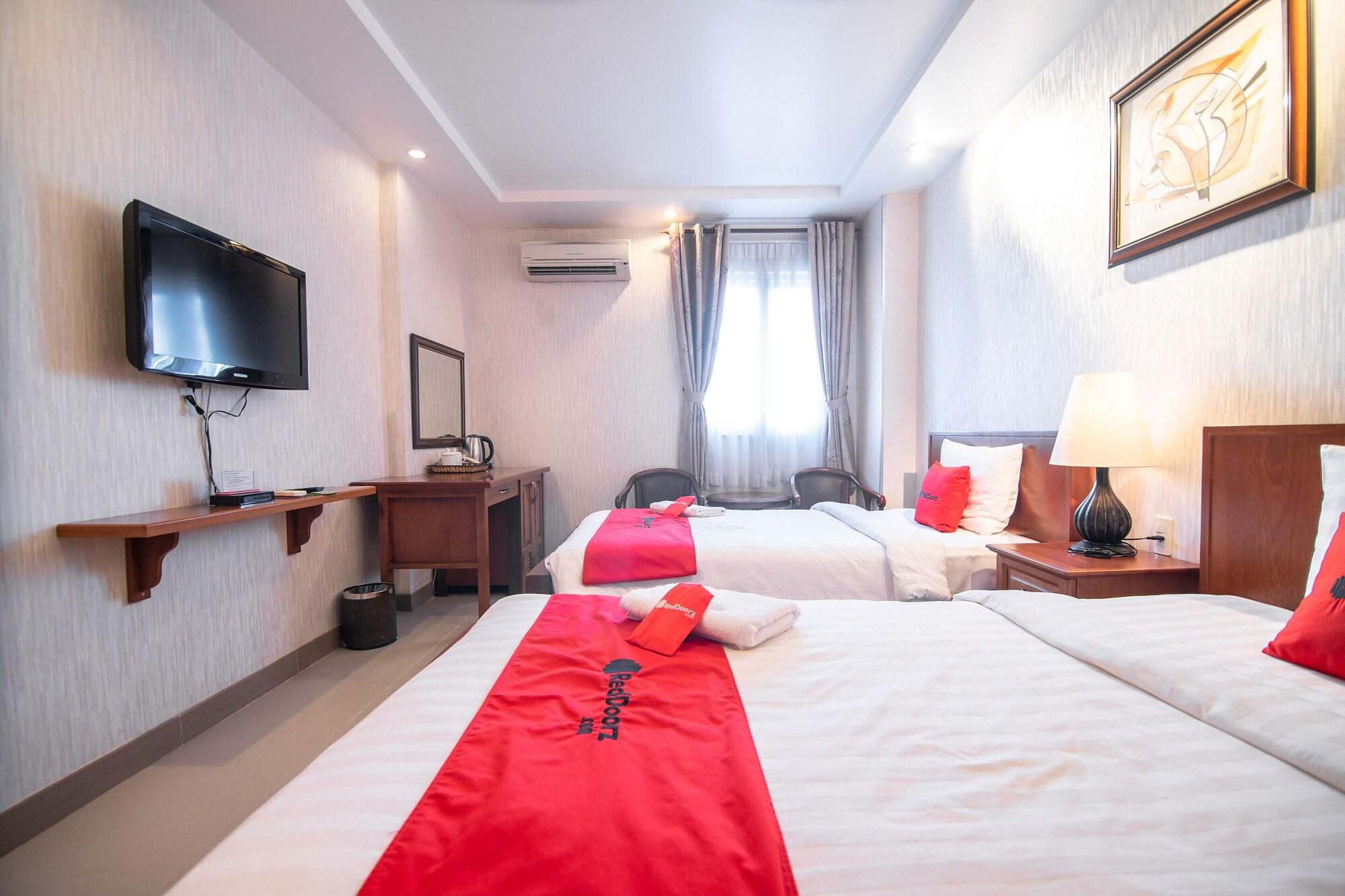 White Lion Hotel Ho Chi Minh City Exterior photo