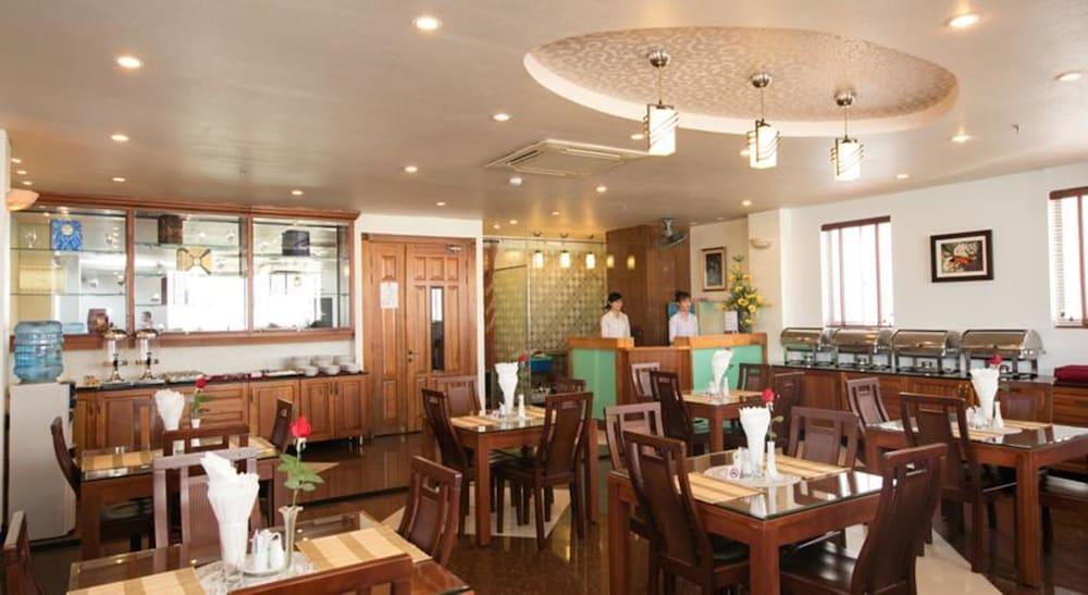 White Lion Hotel Ho Chi Minh City Exterior photo