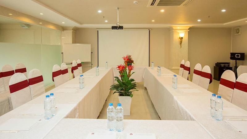 White Lion Hotel Ho Chi Minh City Exterior photo
