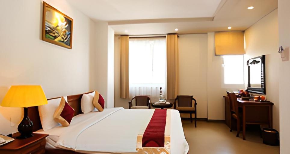 White Lion Hotel Ho Chi Minh City Exterior photo